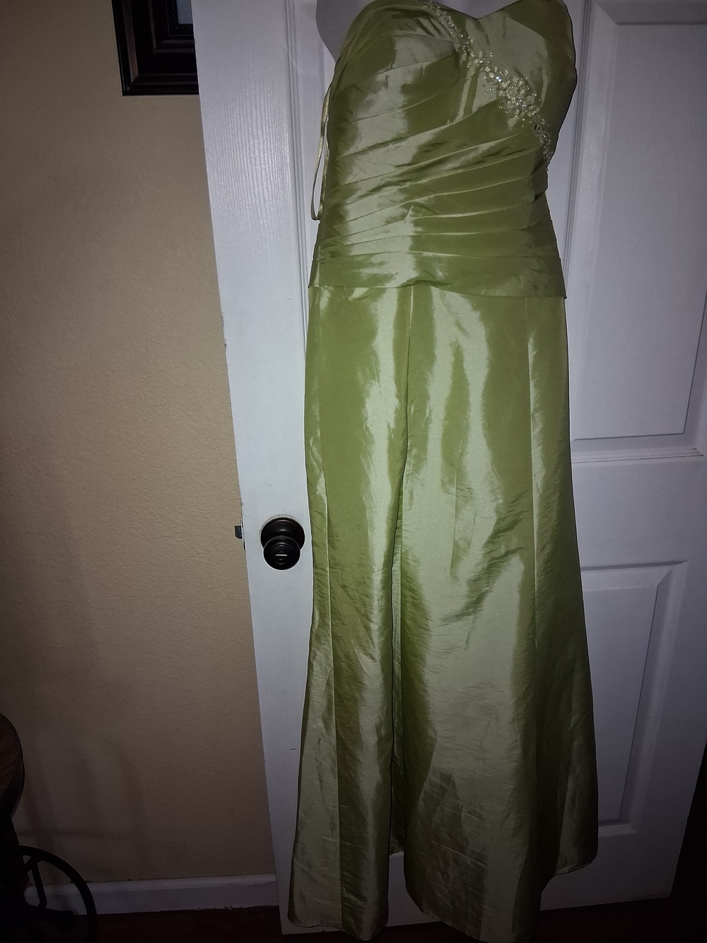 VTG Y2K Modern Maids Collection Sage Green Strapless Formal Evening Gown M1045